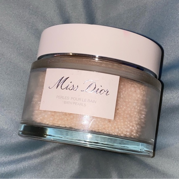 Miss Dior Scented Bath Pearls - 3.5 oz. - Picture 2 of 4